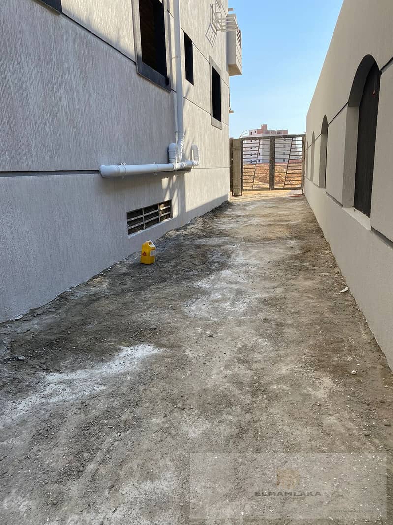 Unique duplex for sale in Beit Al Watan Compound 6th of October Receipt: Immediate initial receipt and final receipt at the end of the year, giving yo 1