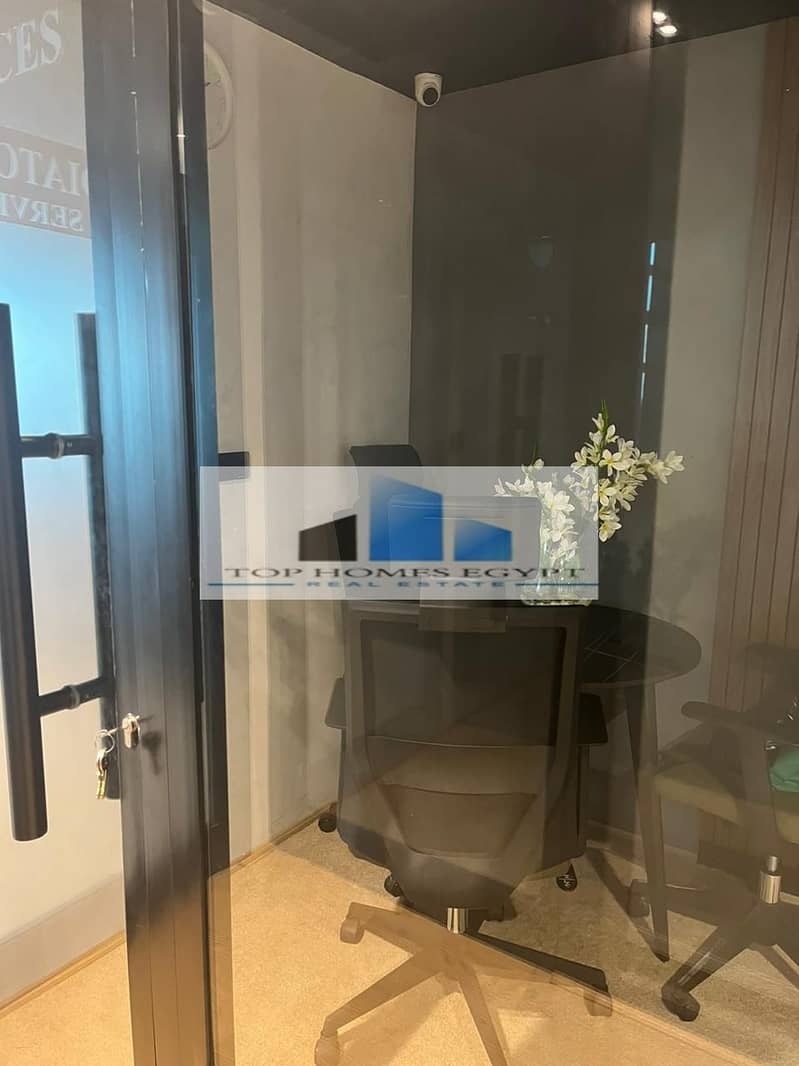 Fully furnished Office for sale 230 Meter - North 90th / مقر إداري للبيع مفروش بالكامل التسعين الشمالي 17