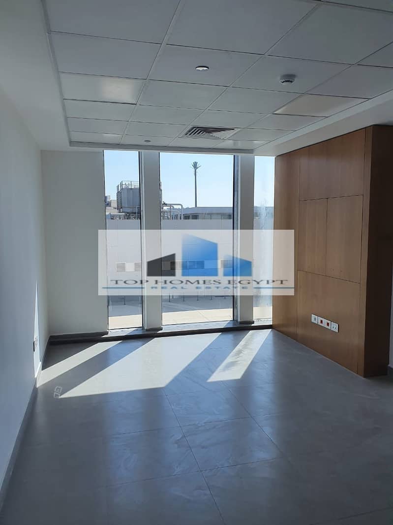 Clinic for Rent 83M finished in Park Street Mall  Sheikh Zayed / عيادة للإيجار متشطبة في بارك ستريت مول - الشيخ زايد 4