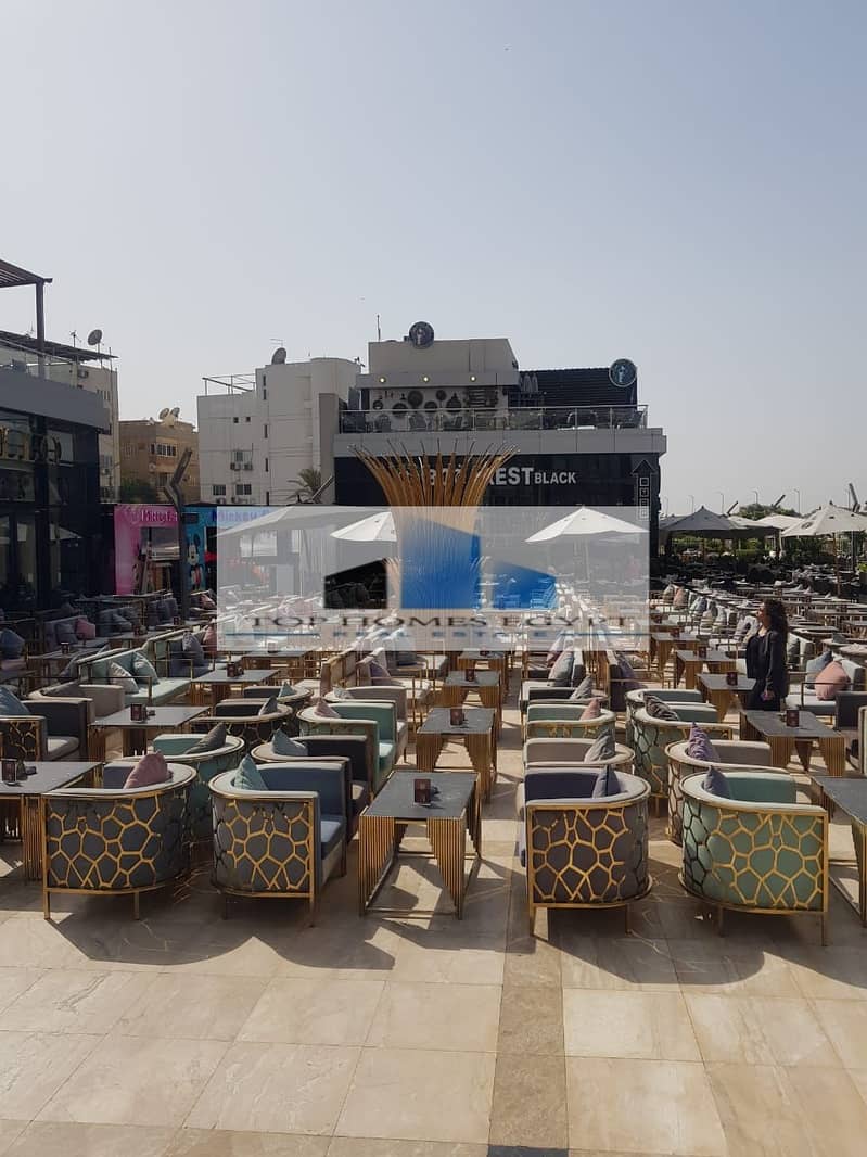 Commercial for rent 150 SQM with a prime location in Almazah Park Mall / محل تجاري للإيجار  بموقع مميز في الماظة بارك مول 3