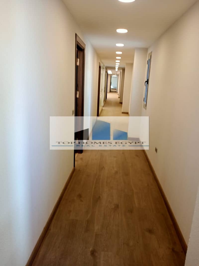 Office for rent 332m in Bank center - 5th Settelment / مكتب إداري للإيجار في منطقة البنوك - التجمع الخامس 8