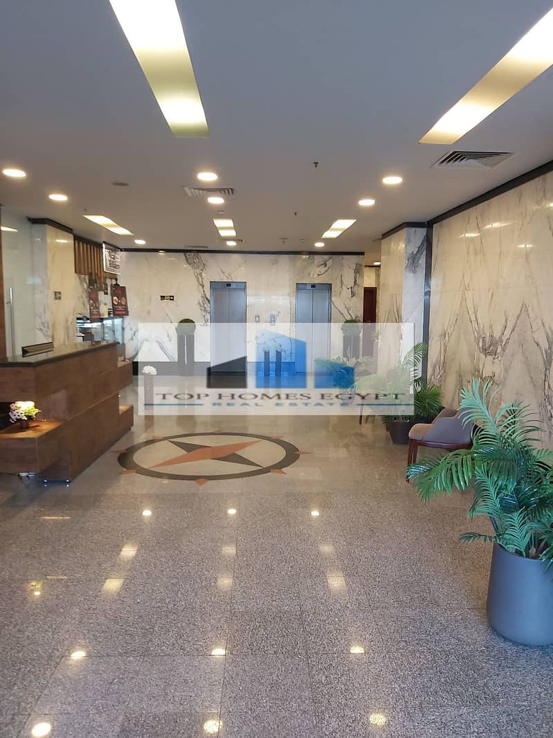 Admin office for rent 3000 SQM finished with ACs in South 90th / مقر إداري للإيجار متشطيب بالتكييفات علي التسعين الجنوبي 0