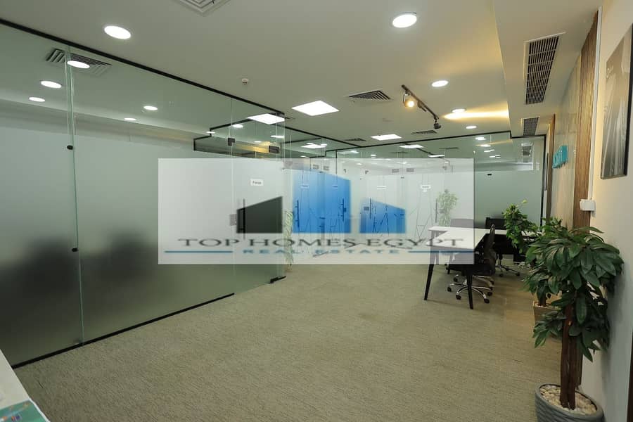 Office for rent 350 sqm fully finished in a prime location South 90th / مكتب إداري للإيجار تشطيب كامل بموقع مميز علي التسعين الجنوبي 7