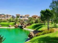 Amazing villa for sale in lake view compond new Cairo فيلا  في ليك فيو 0