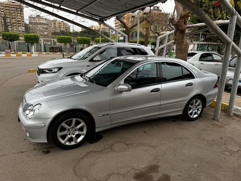 Mercedes-Benz C180 2006 1