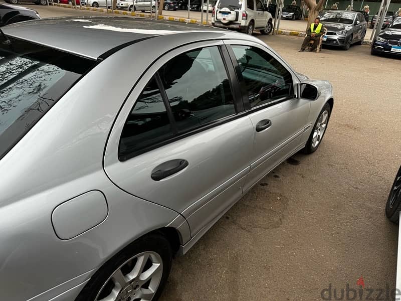 Mercedes-Benz C180 2006 3