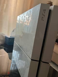 Playstation 4 like new