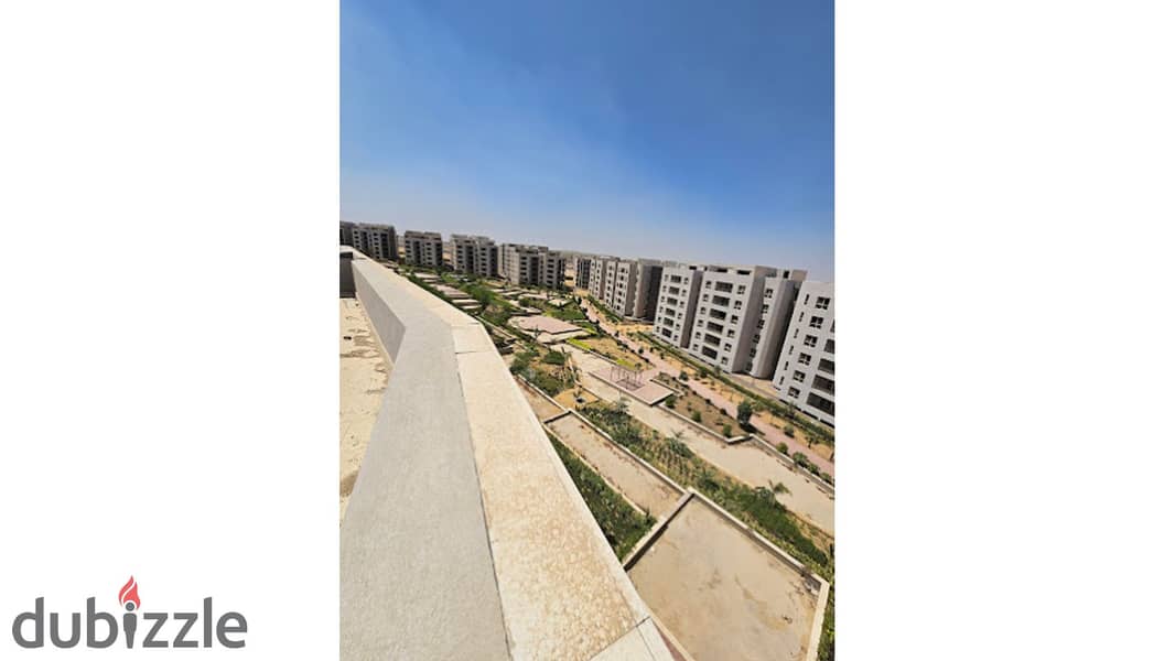 Apartment 288m Prime location For Sale at Zizinia Mostakbal 12