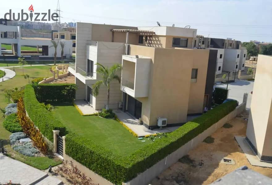 Best price for a townhouse villa, middle, immediate delivery, near Al Jazeera Club 5