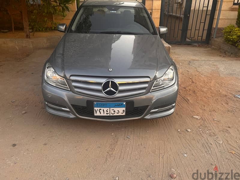 Mercedes-Benz C180 2013 فابريكا بالكامل 2