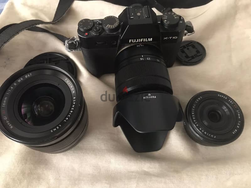 Fujifilm XT-10 with 3 lenses 0