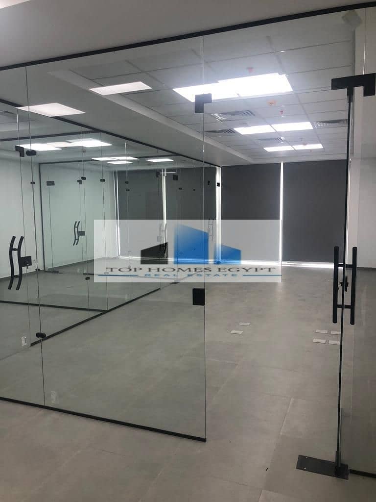 Office space for rent 136 sqm fully finished with ACs in Mivida / مكتب للإيجار متشطب بالتكيفيات في ميفيدا بزنس بارك 0