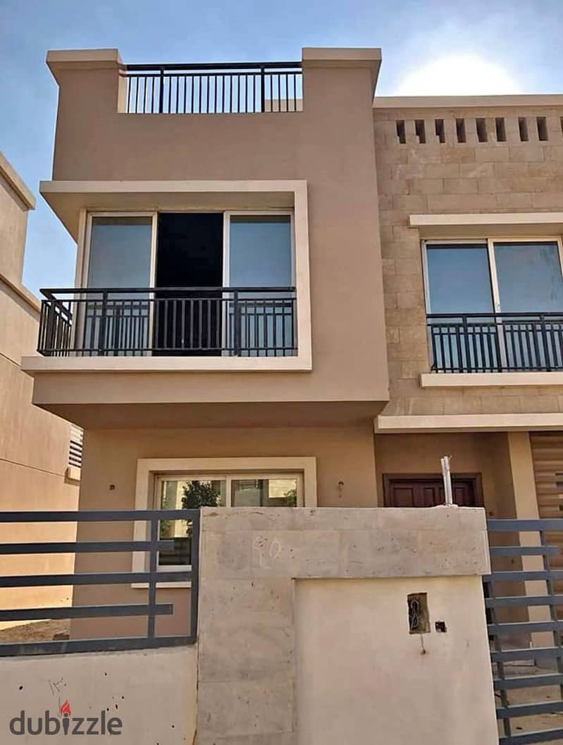 For sale Quattro Villa 143m with private garden in Taj City next to Mirage Mall with a 42% discount 5