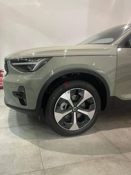 volvo xc40 2024 1