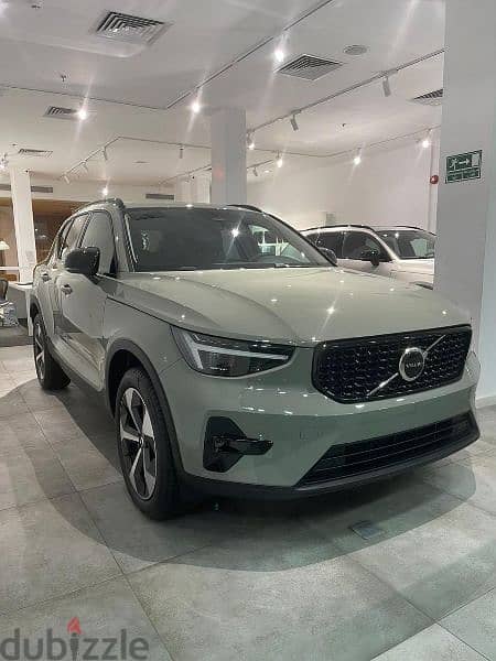 volvo xc40 2024 2