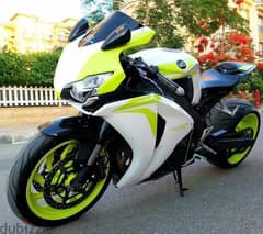 Honda cbr 1000