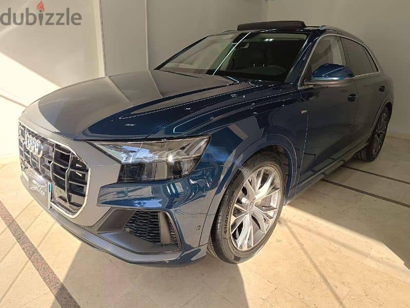 Audi Q8 s line 2020 1