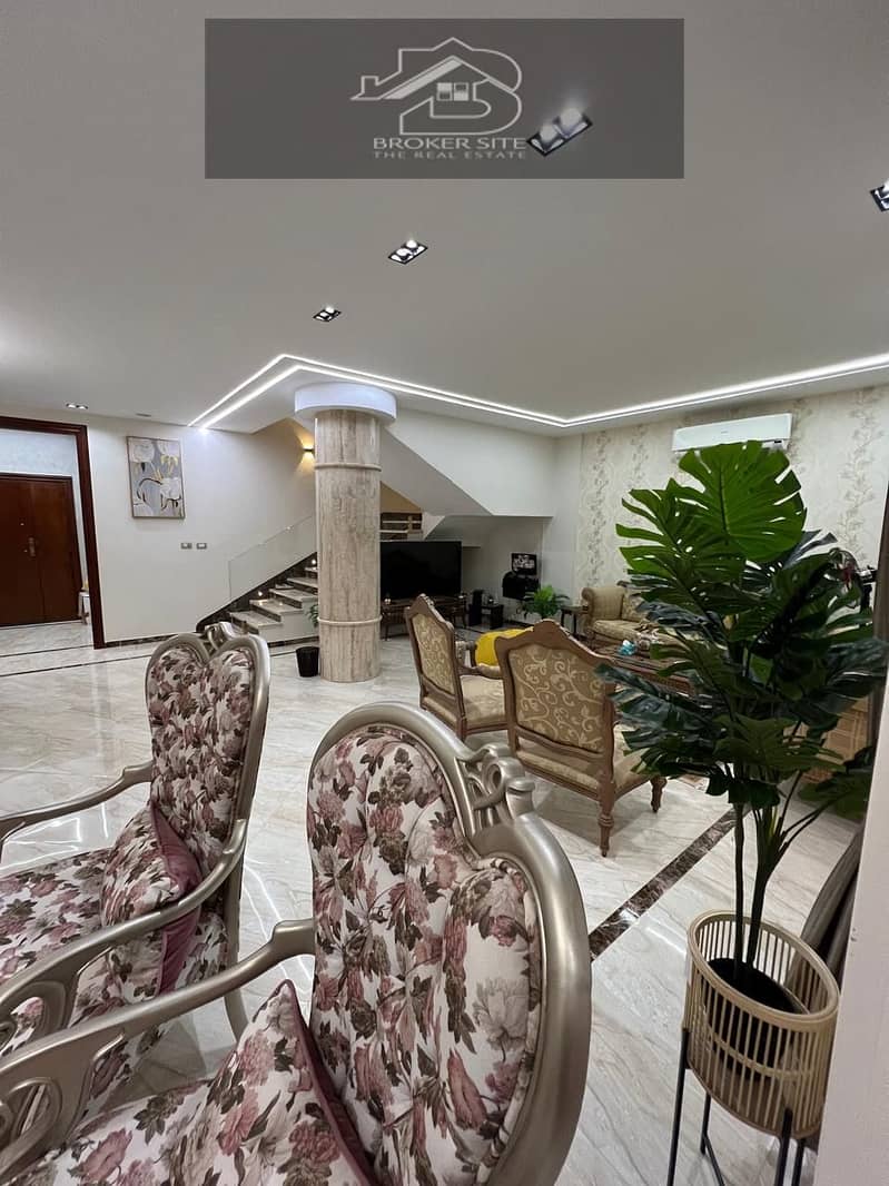 Villa for sale, 450 meters, super luxurious finishing, Al Khamayel / Sheikh Zayed 12