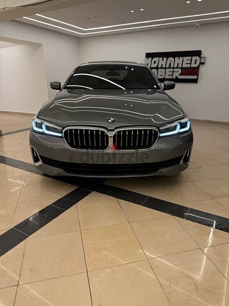 BMW 520 Luxury بى ام دابليو لاكشىر 3