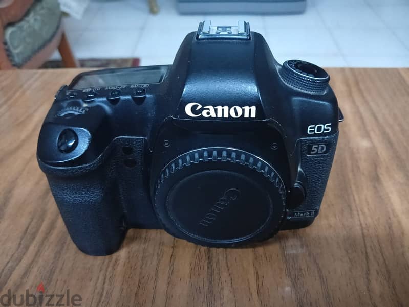 canon 5d mark ii shutter count 44k + lens 24-105L 0