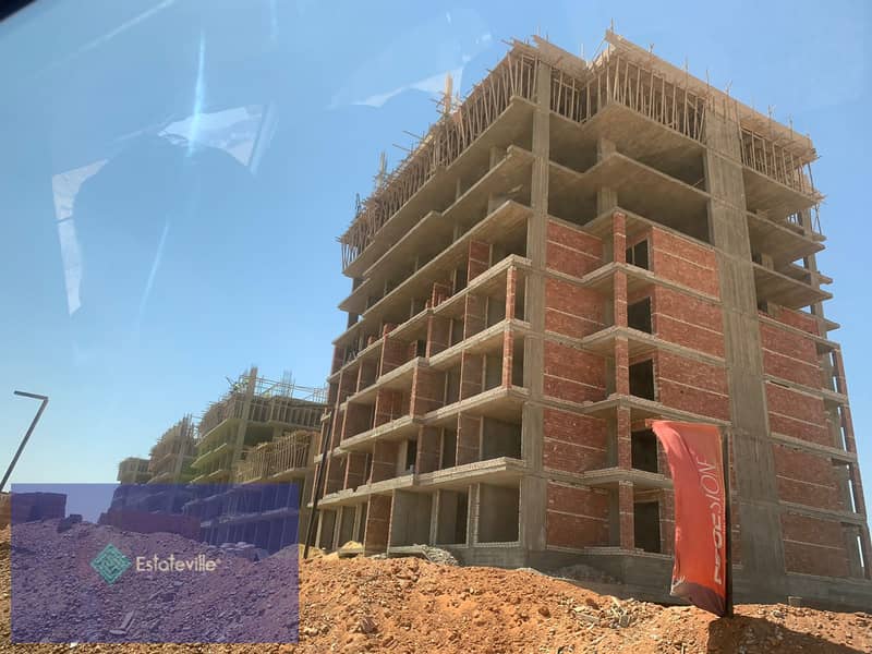 Apartment for sale, 214 meters, super deluxe finishing, 60% construction rate, the closest delivery, the lowest price per square meter, and the strong 8