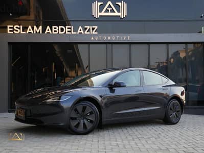 Tesla Model 3 2024