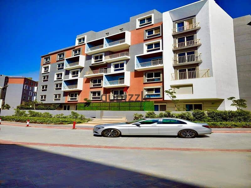 Apartment for sale, fully finished, in the heart of the settlement in Amorada Compound Immediate delivery at Amazing Location 17