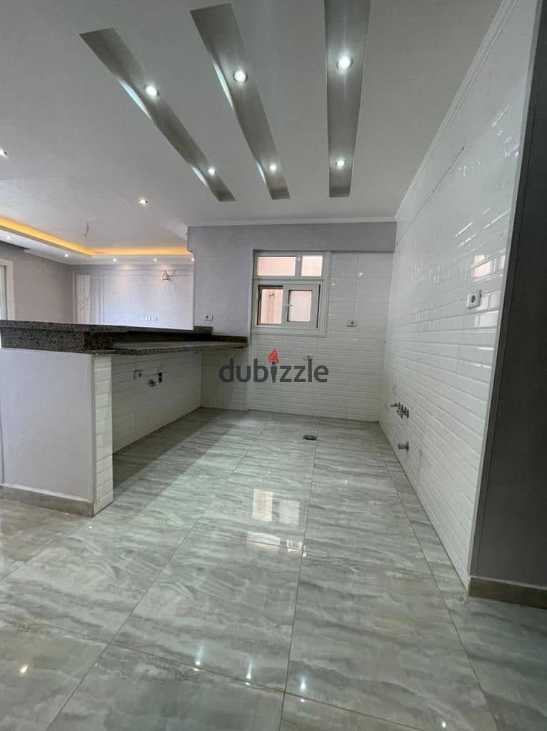 3-bedroom apartment for sale in Amorada Compound, immediate receipt, fully finished, with kitchen and air conditioners | In the heart of the community 14