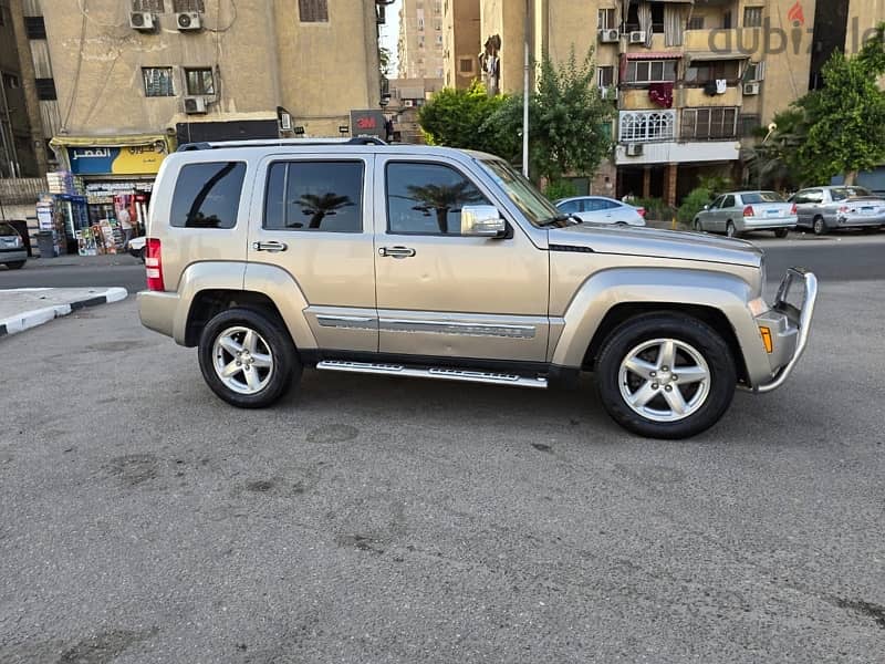 Jeep Cherokee 2013 1