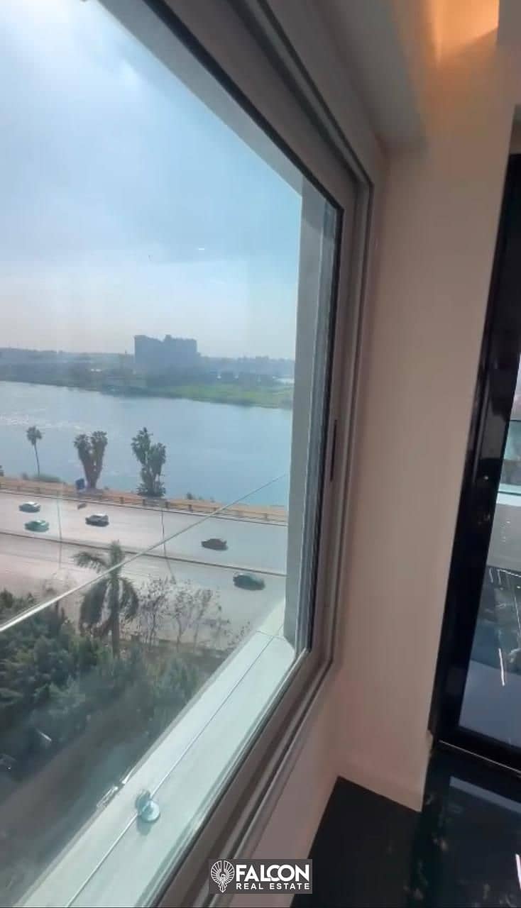 For sale, first row apartment on the Nile, fully finished, with air conditioners and furnishings + appliances, in installments over 5 years, in Rif de 3