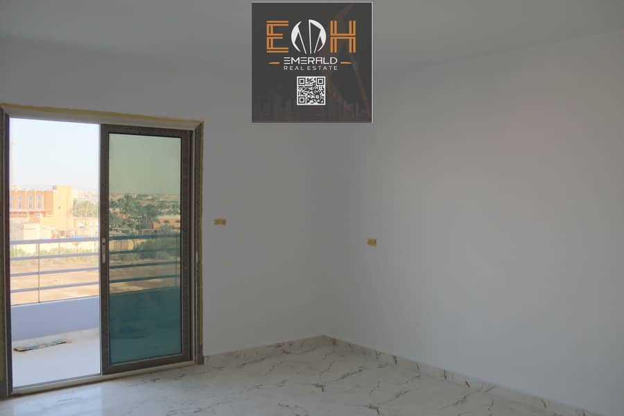 In an excellent location on El Gouna Road, own your unit with all the required services, Hurghada - Red Sea 1