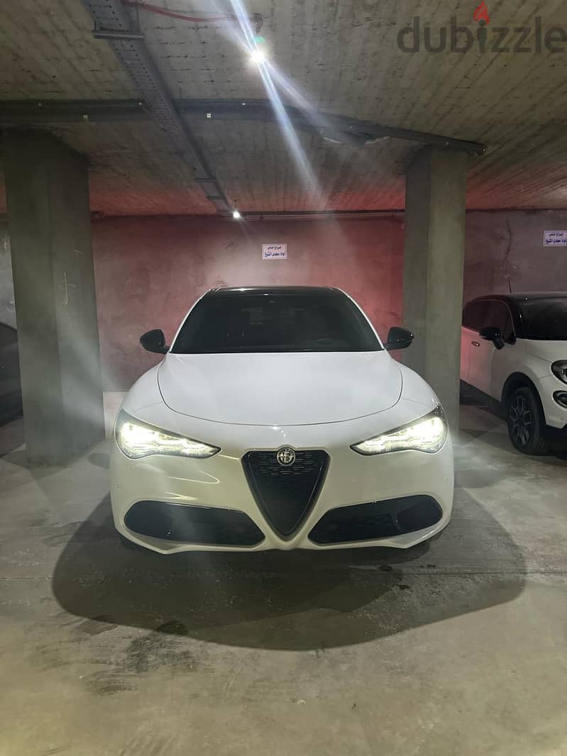 Alfa Romeo Stelvio 2024 9