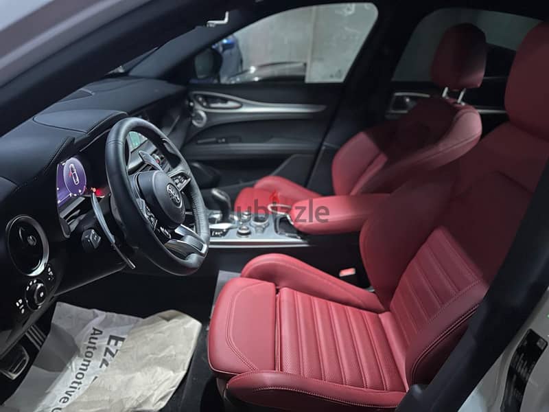 Alfa Romeo Stelvio 2024 10