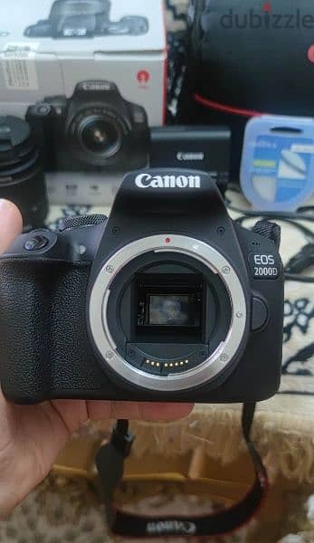 Canon 2000D