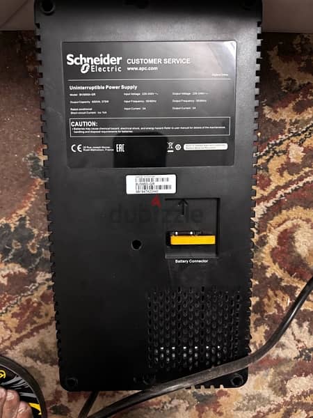 schneider electric UPS 650VA 3