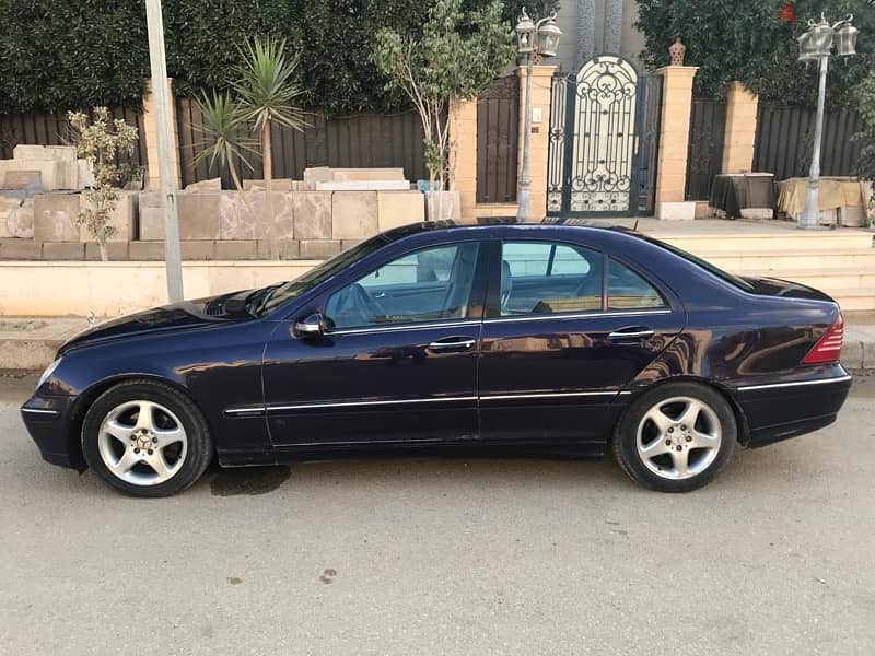 Mercedes-Benz C200 2002 10