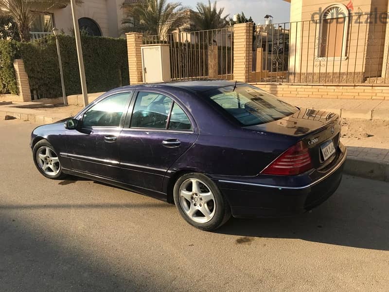 Mercedes-Benz C200 2002 14