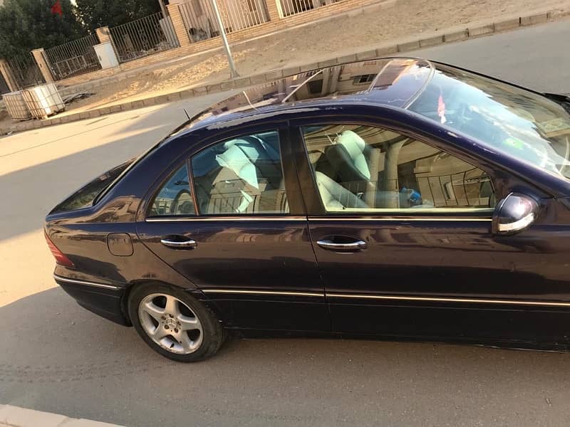 Mercedes-Benz C200 2002 16