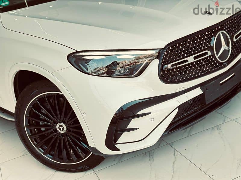 مرسيدس GLC 200 2023 رخصت ولم تستخدم AMG ادفع 1,900 وقسط باقل فوائد 6