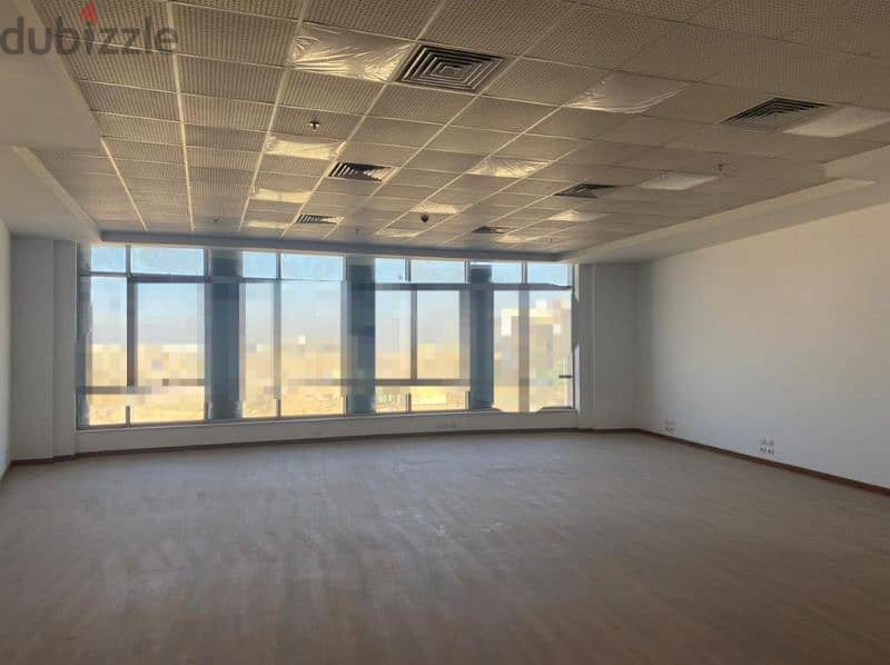 مكتب اداري للبيع 148م بعائد شهري في التجمع الخامس Office For Sale 148M 1