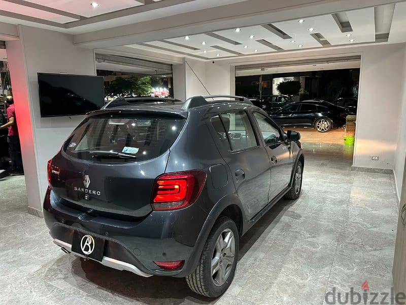 رينو سانديرو ستيب واى 2018 Renault sandero stepway 3