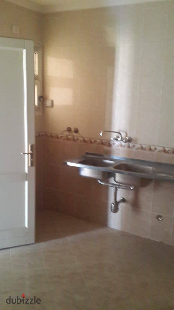 Available now Apartment 180m for rent in Rehab City Seventh stage There is an elevator 6