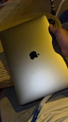 macbook pro 2017 (13.2 in)