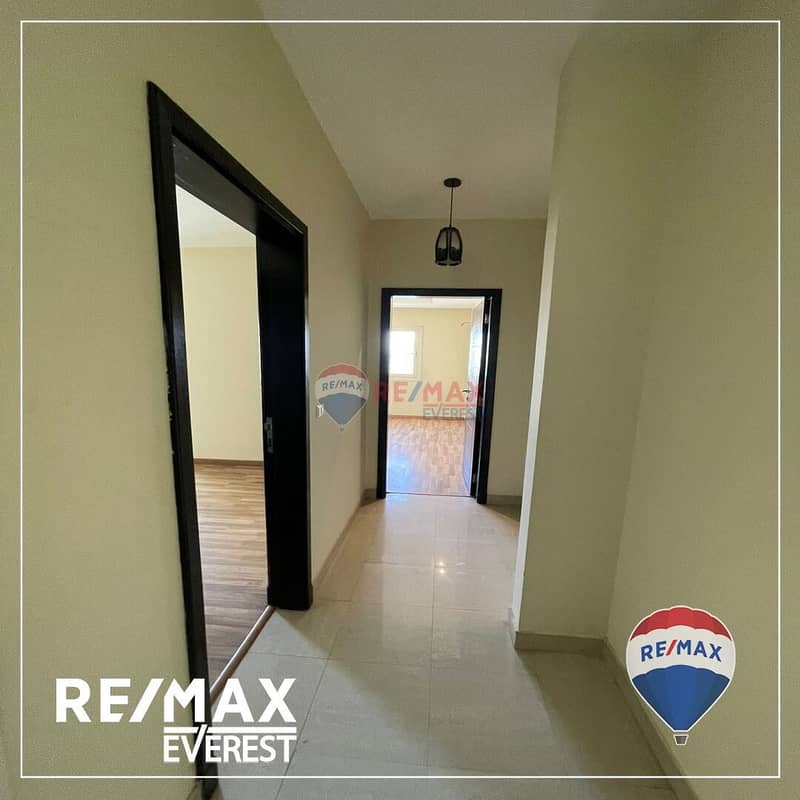 Resale Super Lux Apartment Very Prime Location In The Address - ElSheikh Zayed 3