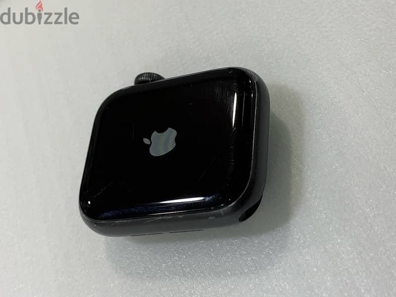 apple watch series 6  40mm 3