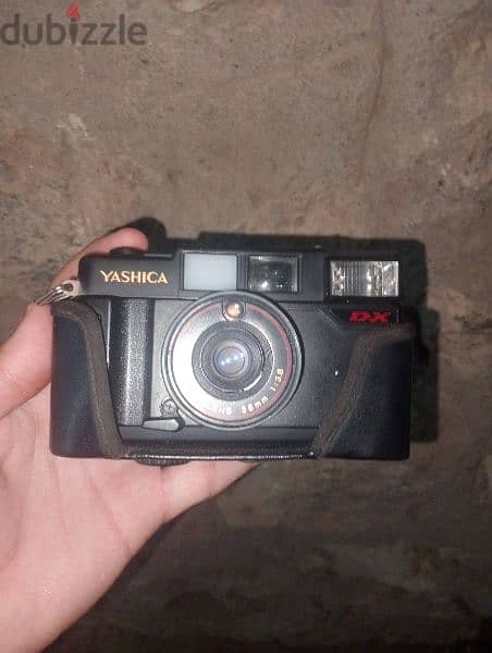 Vintage YASHICA MF-2 Super Film Camera with 38mm 1:3.8 Lens Kyocera J 3