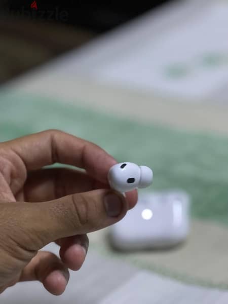 AirPods  pro / AppIe 4