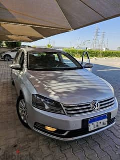 Volkswagen Passat 2011 0