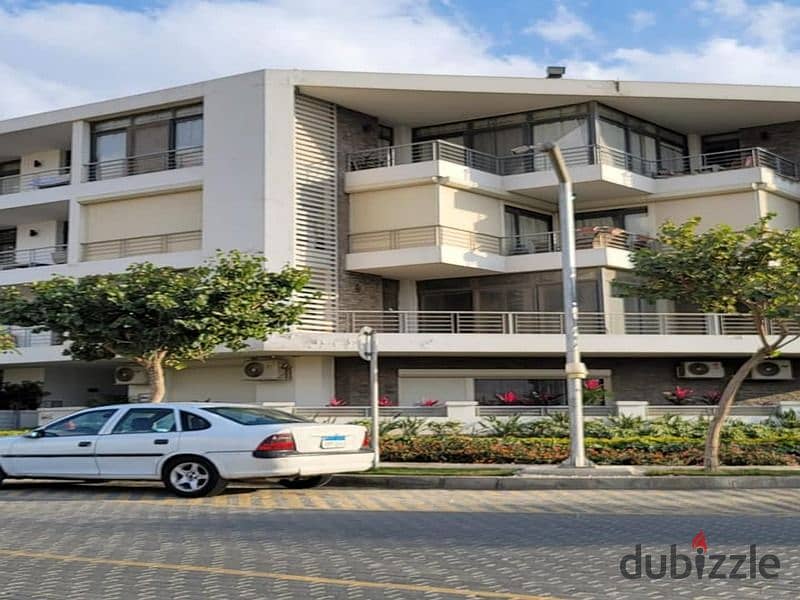 2BR apartment in a private garden on the extension of Al-Thawra Street in front of the airport 1