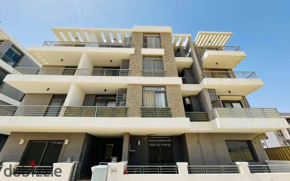 2BR apartment in a private garden on the extension of Al-Thawra Street in front of the airport 4